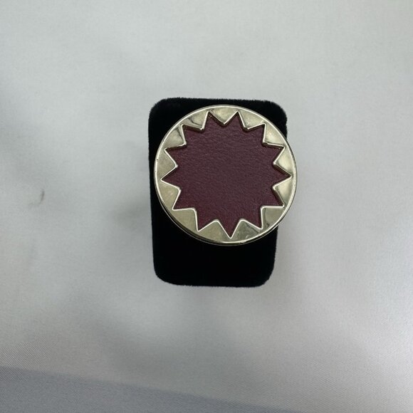 HOUSE OF HARLOW GOLD PLATED OVER CRANBERRY LEATHER SUNBURST RING SZ 7 - Picture 8 of 9